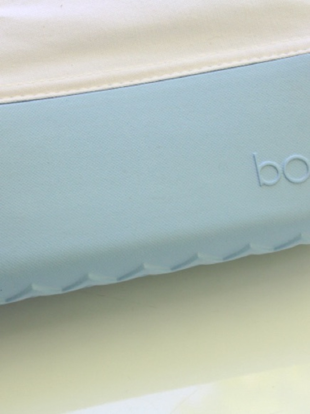 Bogg Bag Beauty and the Bogg cosmetics bag - Picture 3 of 10